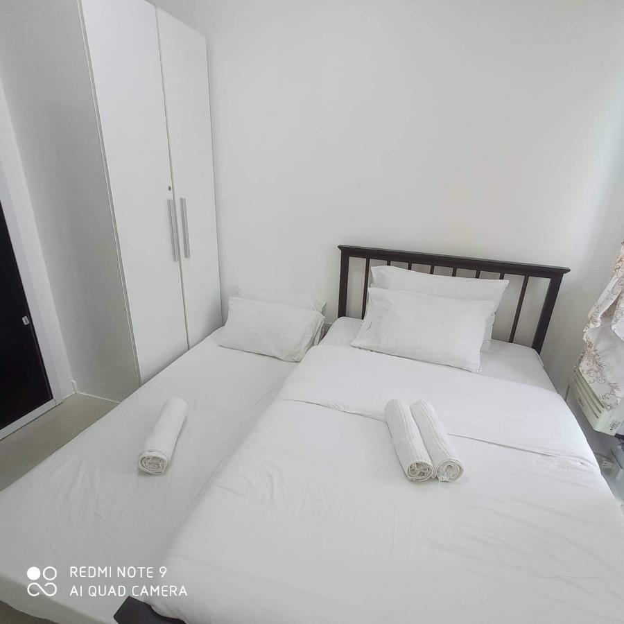 מנילה Azure Urban Resort Maui Tower מראה חיצוני תמונה